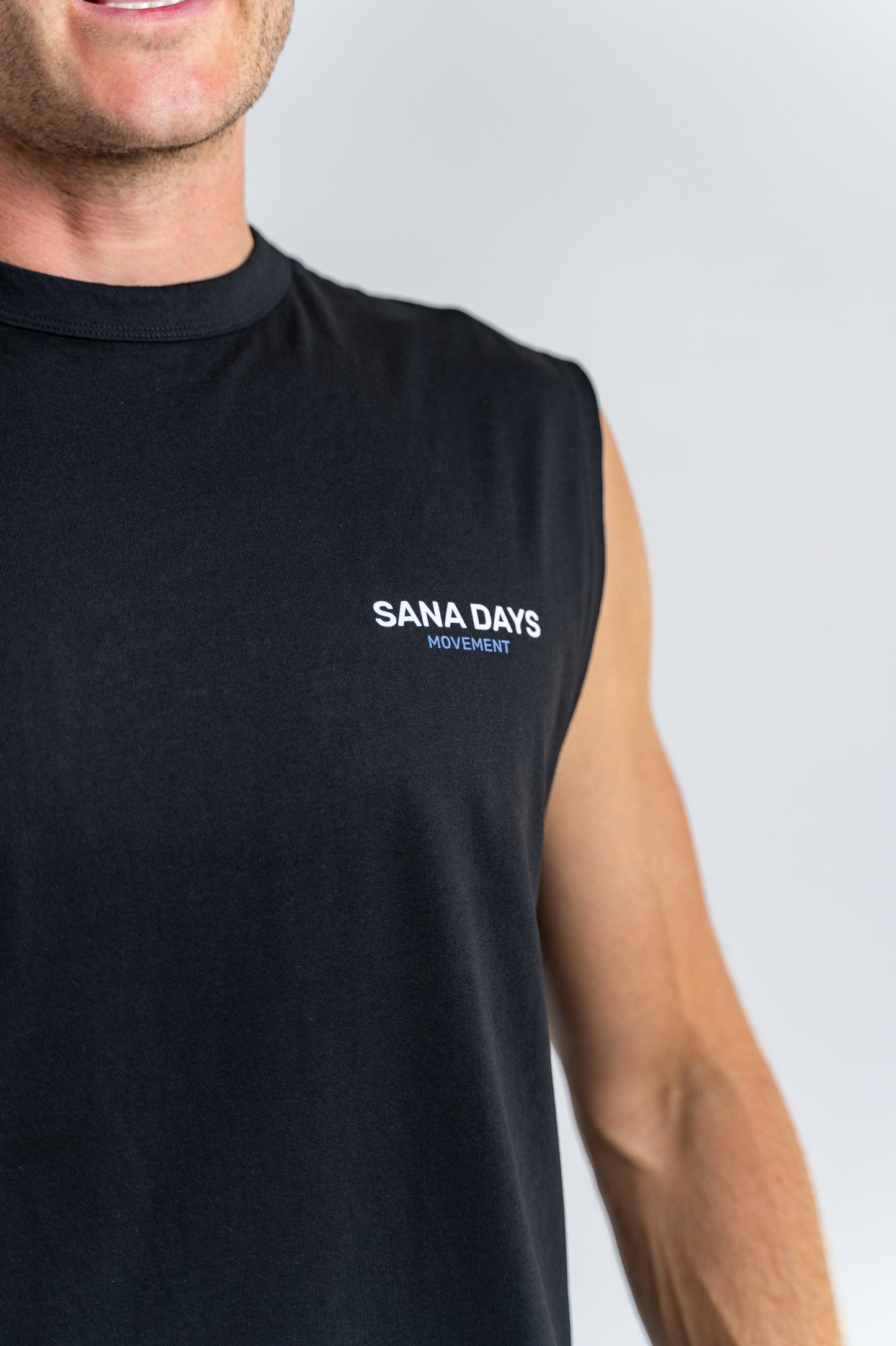 Movement Tank Top Black